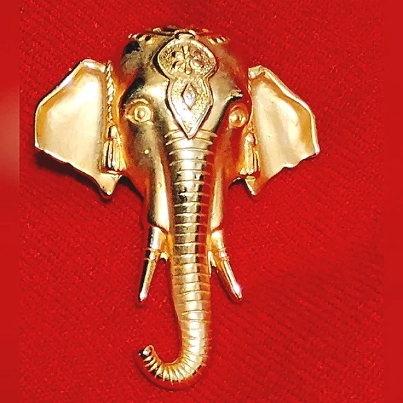 RARE NWOT JJ Jonette Vintage Matte Gold Tone Elephant Earrings Pierced - Picture 4 of 5